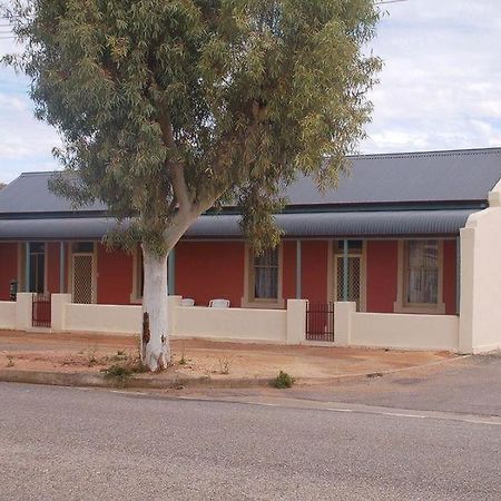 Jadan Cottages بروكن هيل المظهر الخارجي الصورة