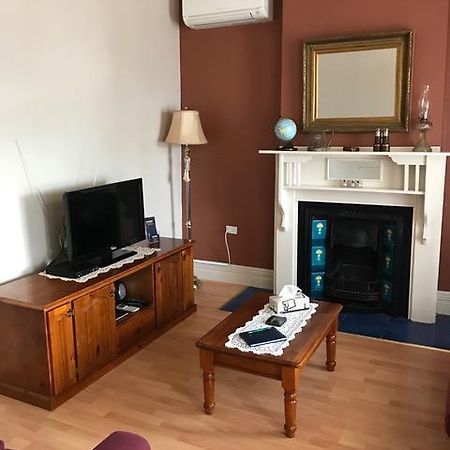 Jadan Cottages بروكن هيل المظهر الخارجي الصورة